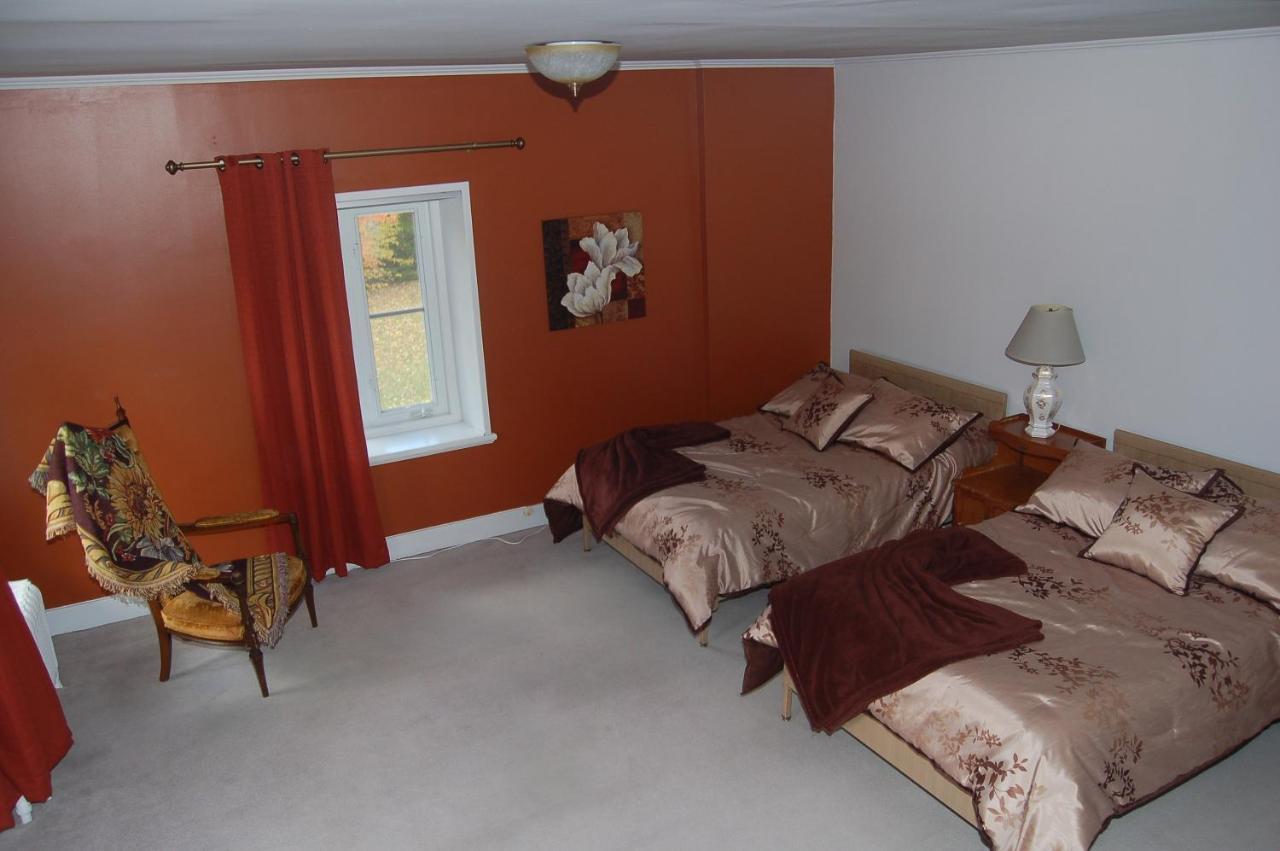 Gite Les 2 Soeurs Bed & Breakfast Roberval Bilik gambar